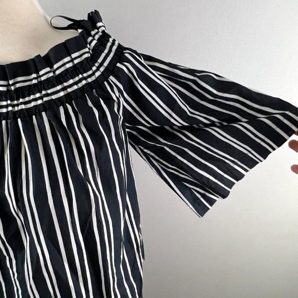 H&M Black White‎ Striped Off Shoulder Blouse (4) - Picture 3 of 8